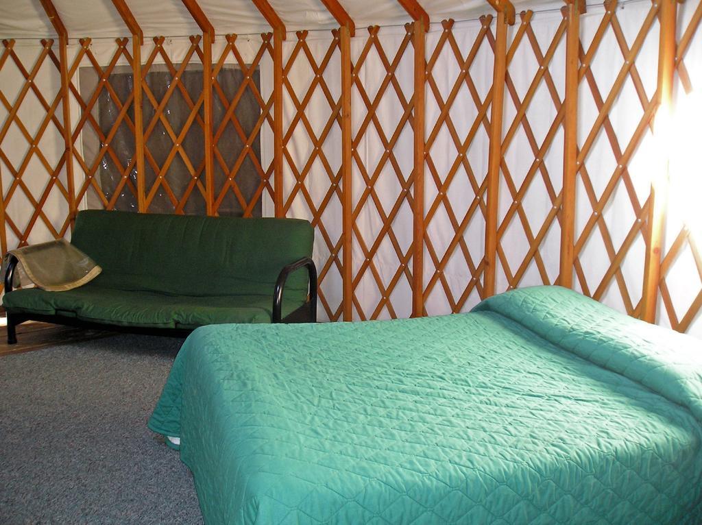 Yosemite Lakes Hillside Yurt 1 Harden Flat Ngoại thất bức ảnh
